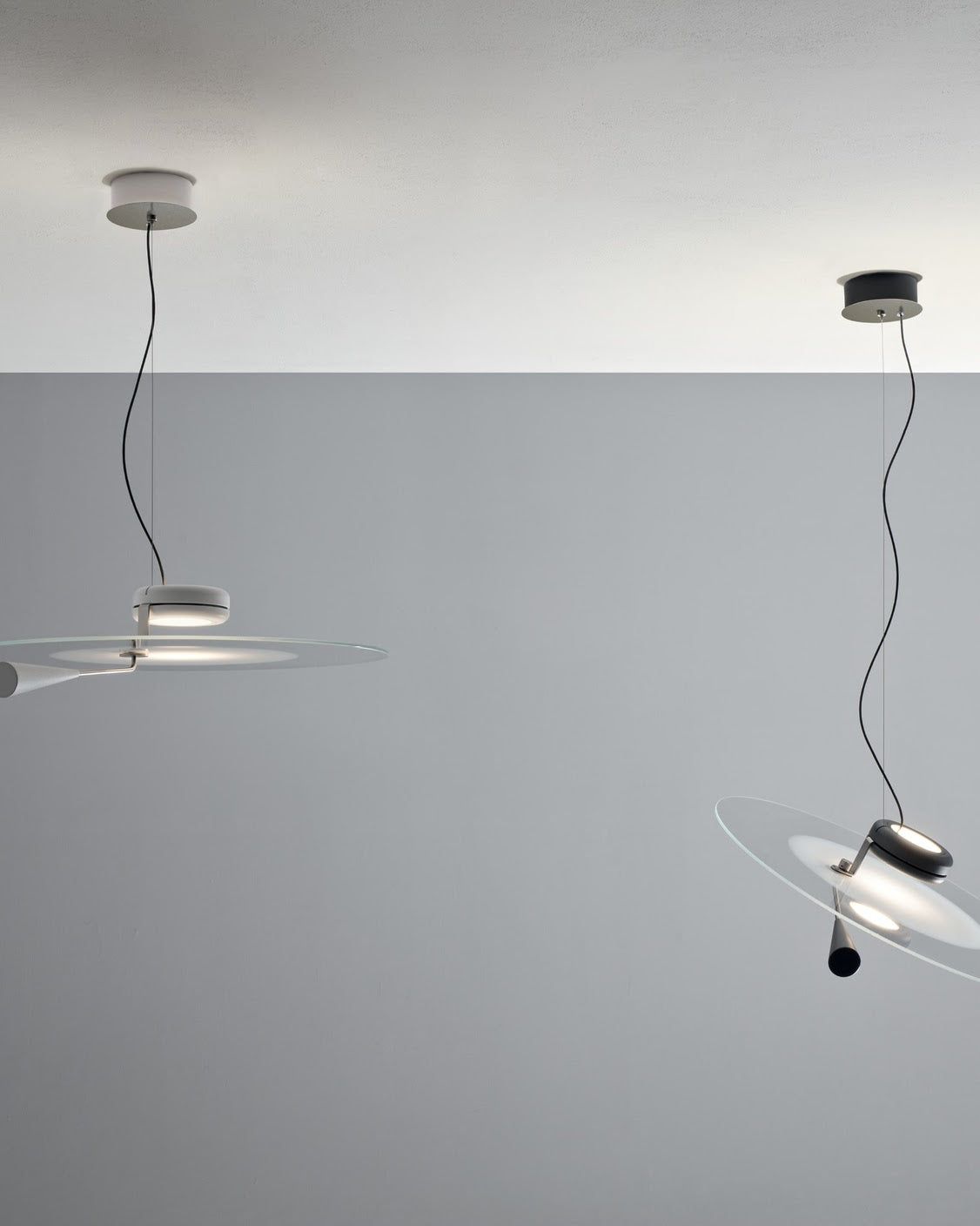 Bascula ceiling lamp