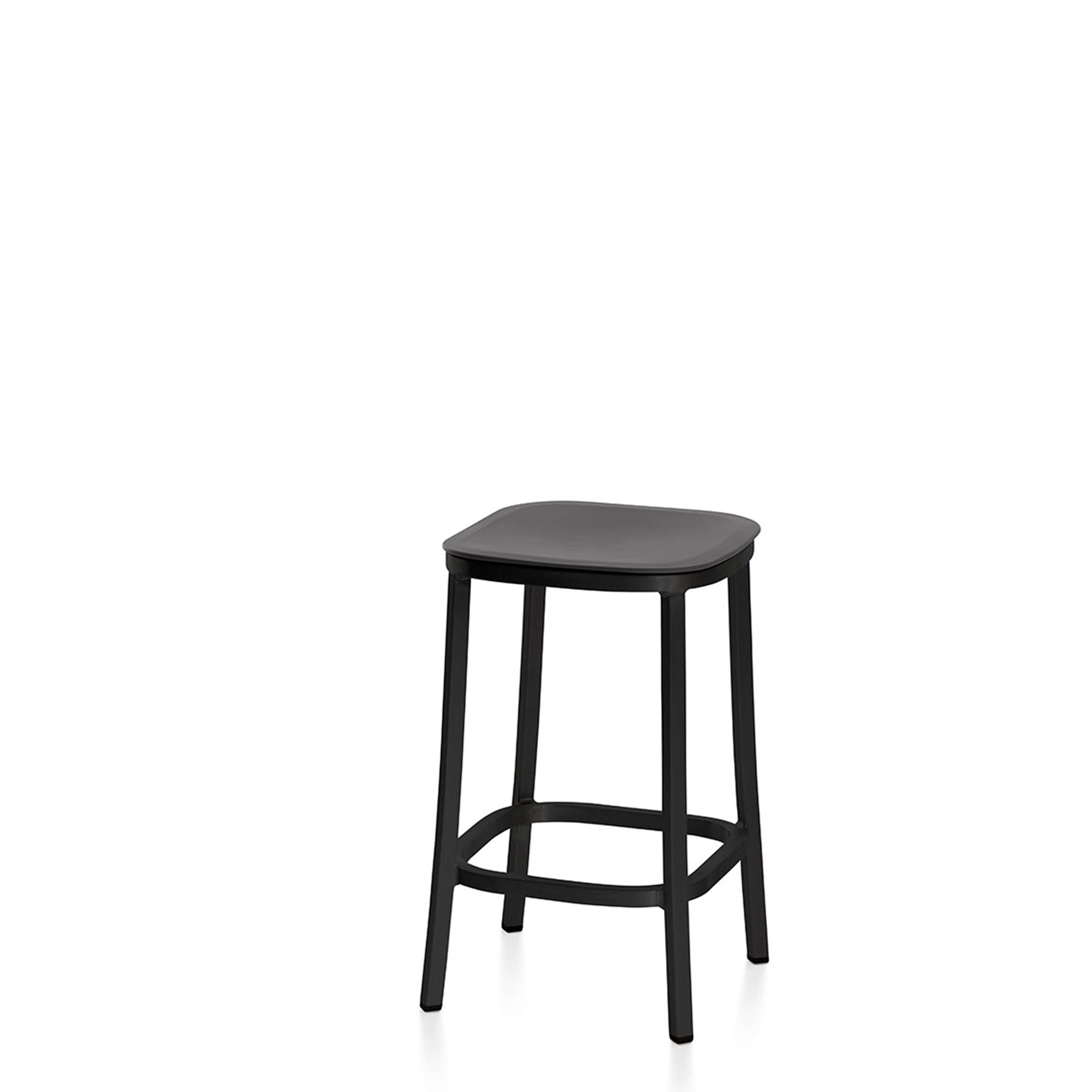 1 Inch stool by Jasper Morrison