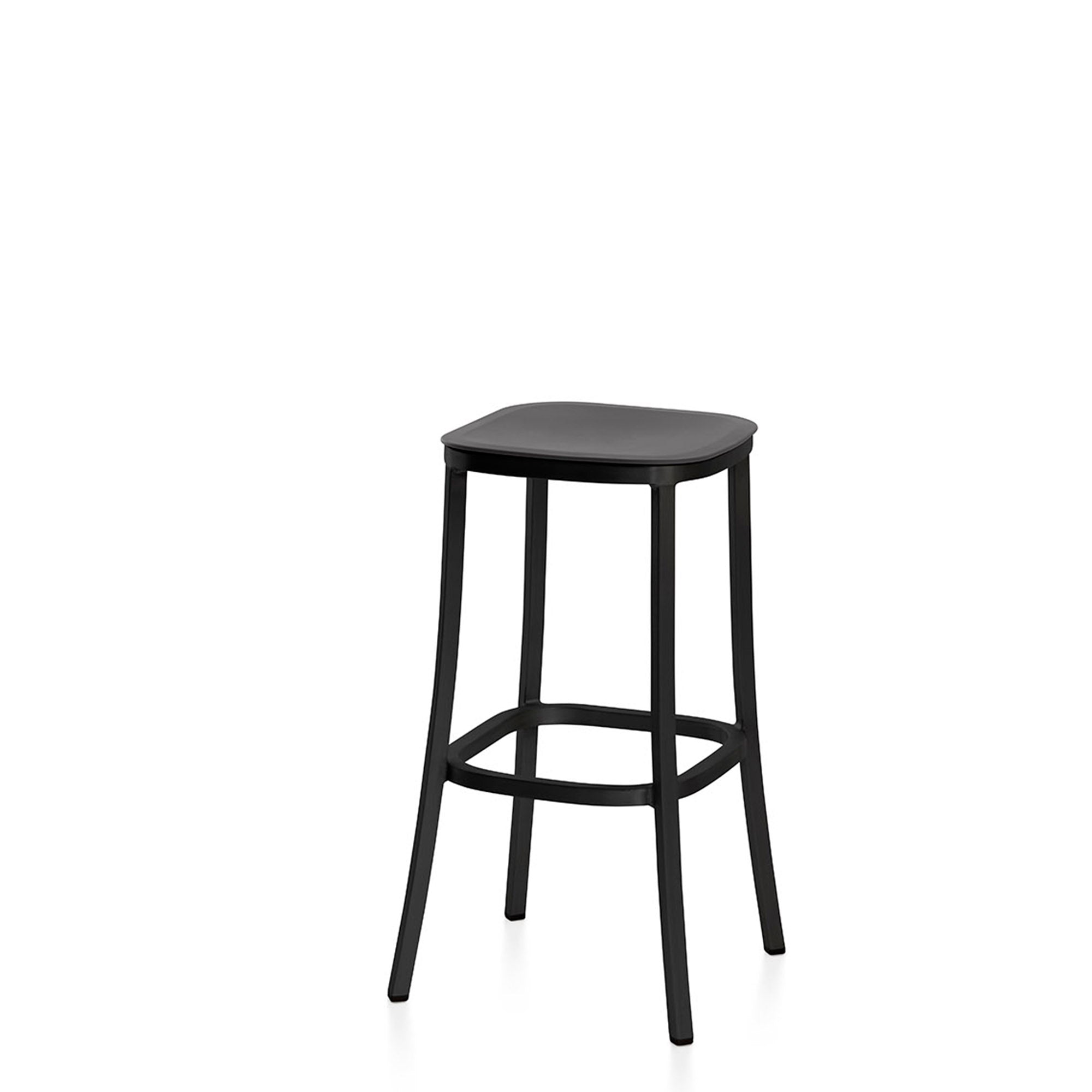 1 Inch stool by Jasper Morrison