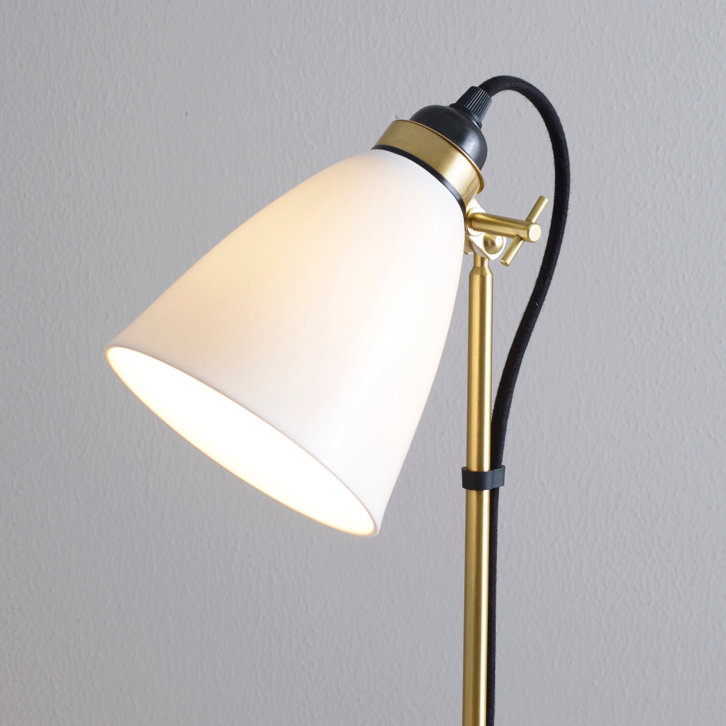 Hector 30 table light