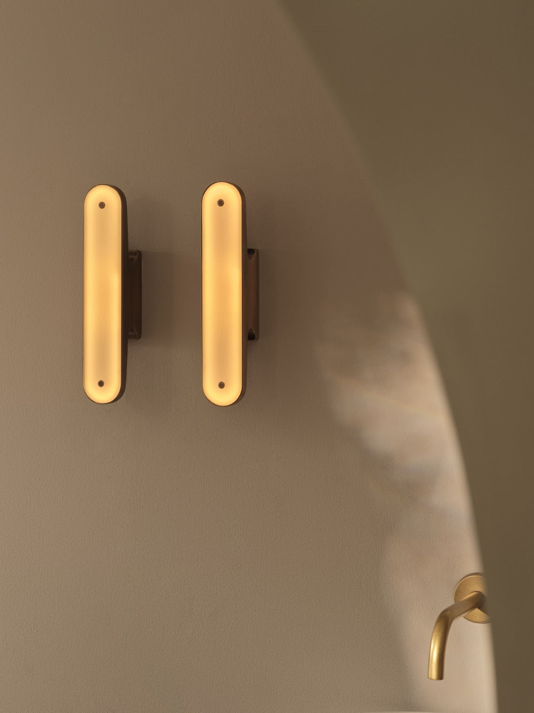 Cleat Wall light