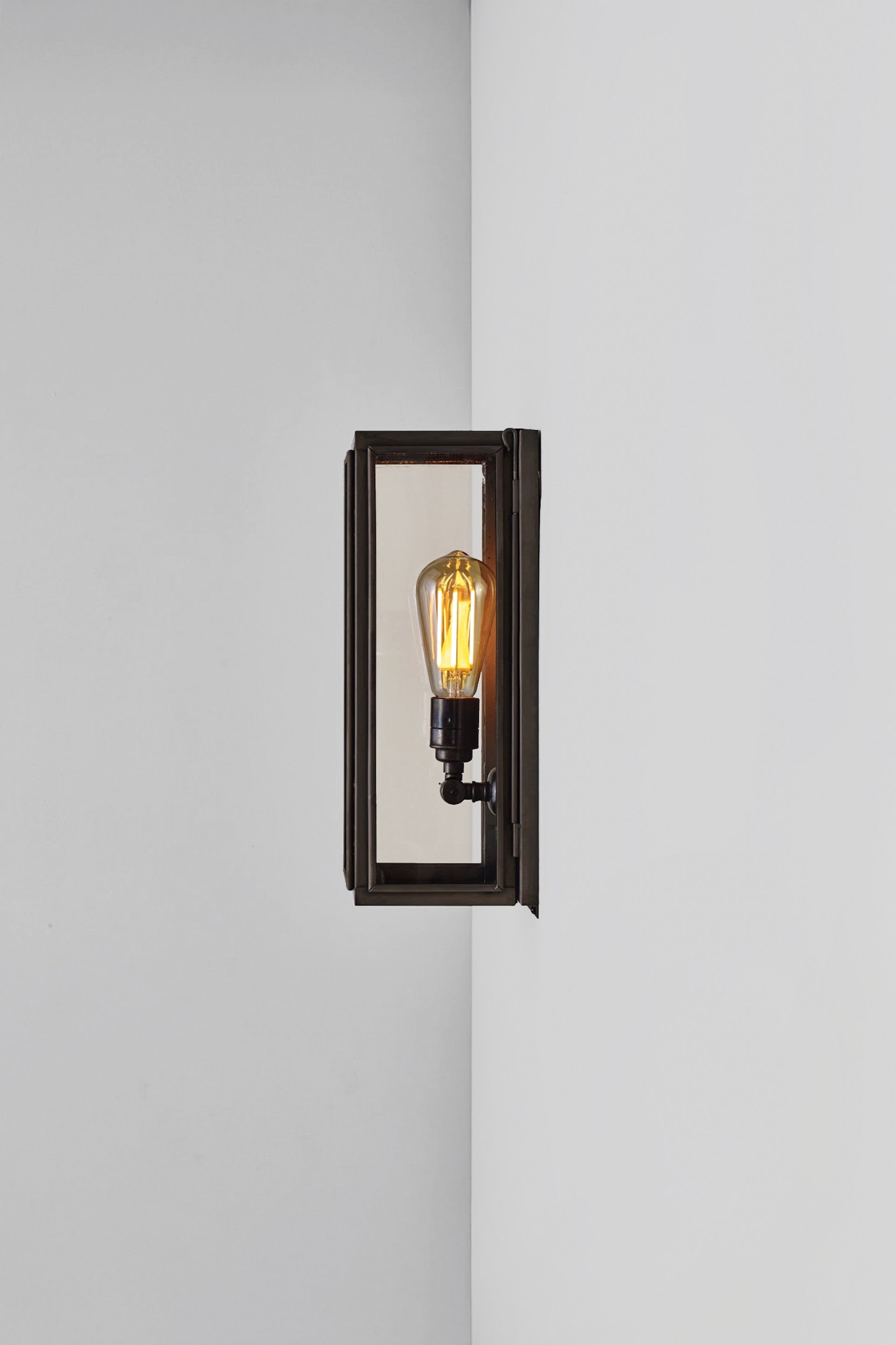 Narrow box wall light 7649