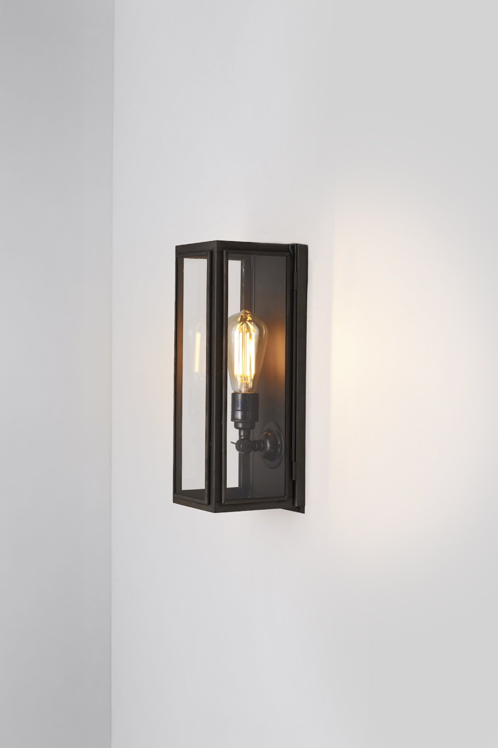 Narrow box wall light 7649
