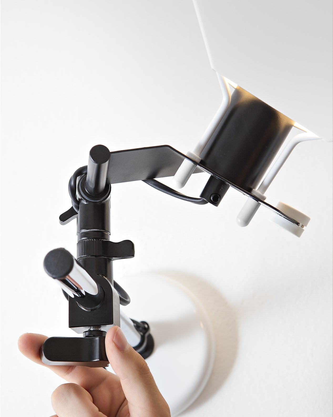Triedro Wall light
