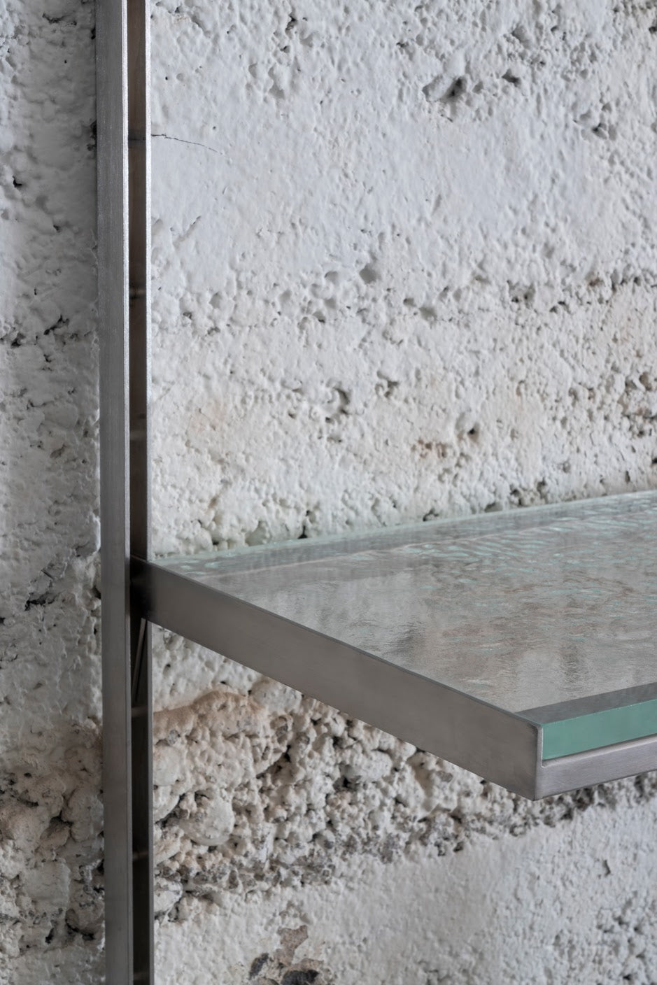 Float Shelving System