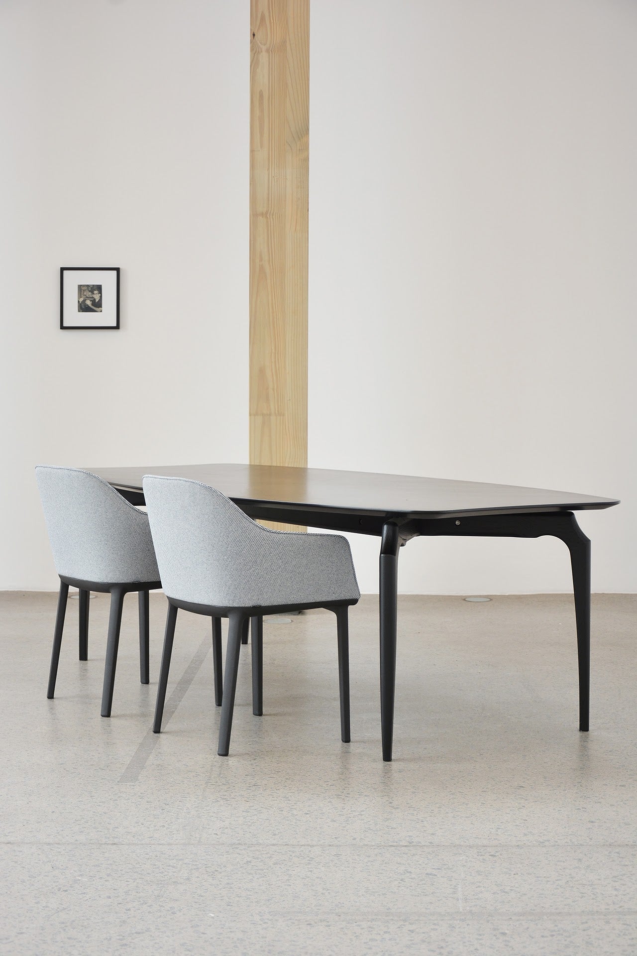 Gaulino Table