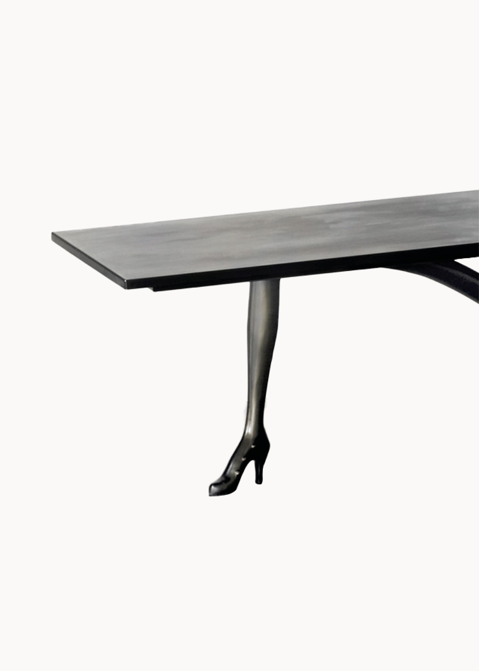 Leda Sculpture Low Table - Black Label Limited edition