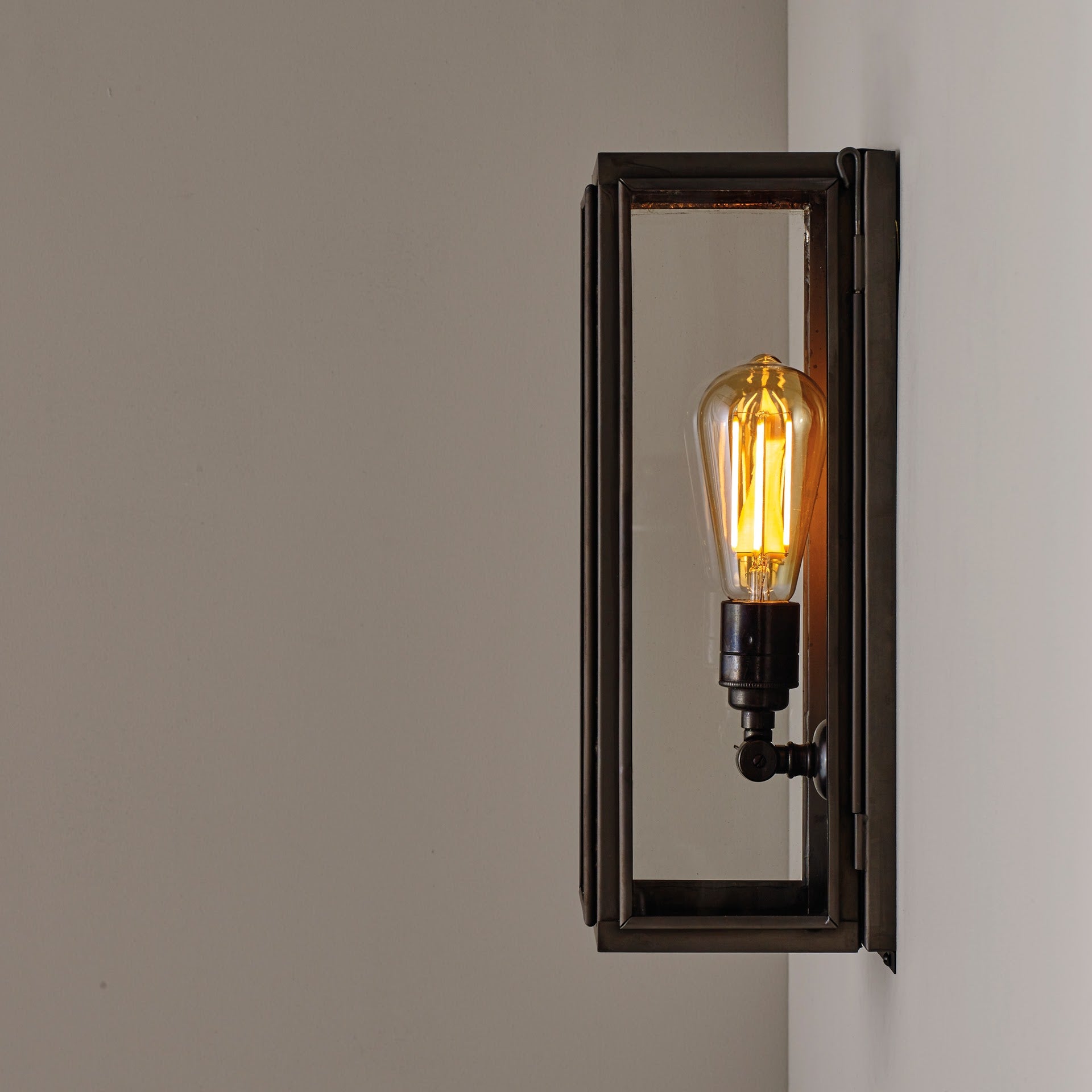 Narrow box wall light 7649