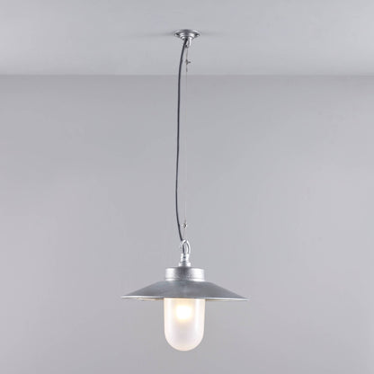 Well glass pendant with visor 7680