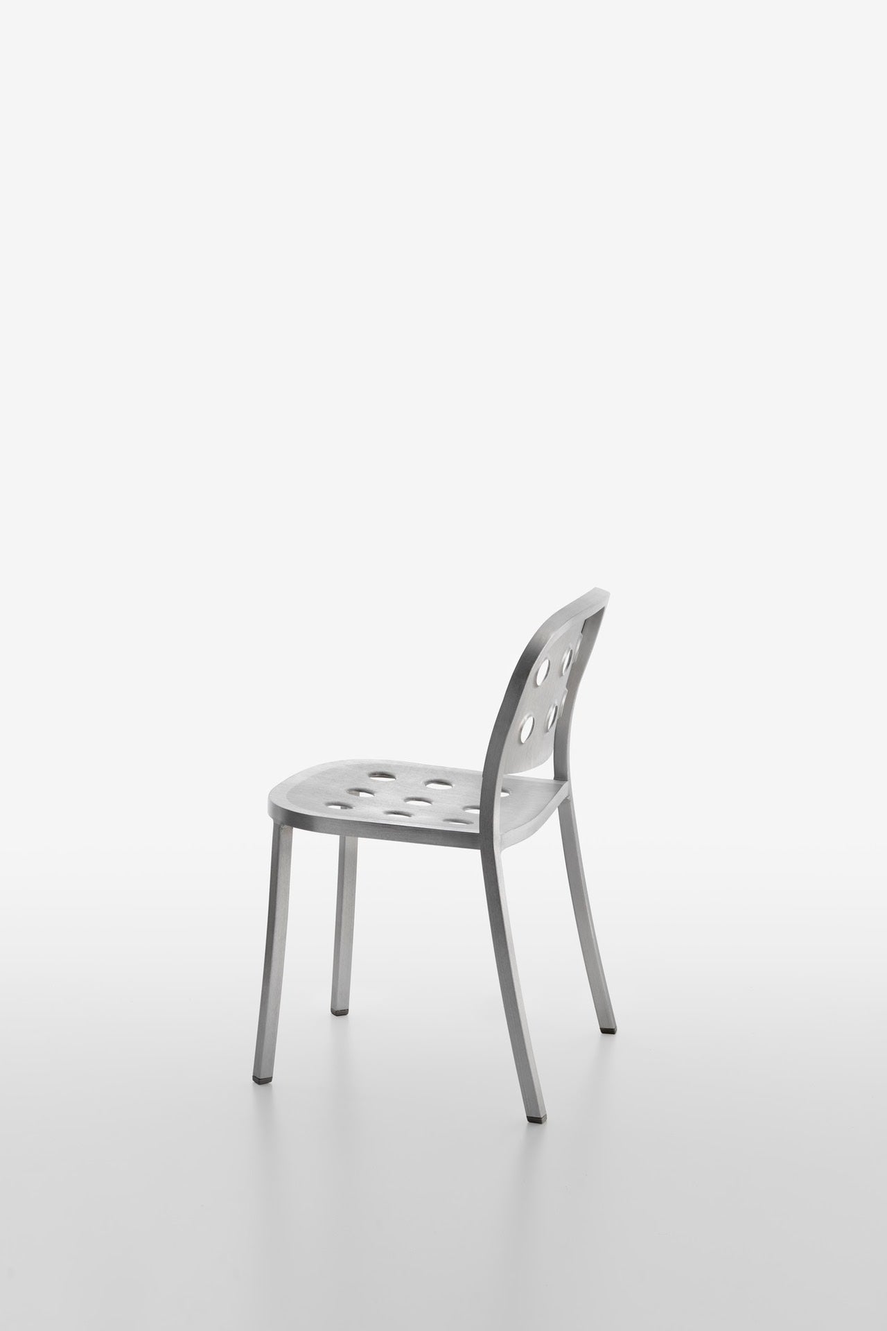 1 Inch All Aluminum chair by Jasper Morrison