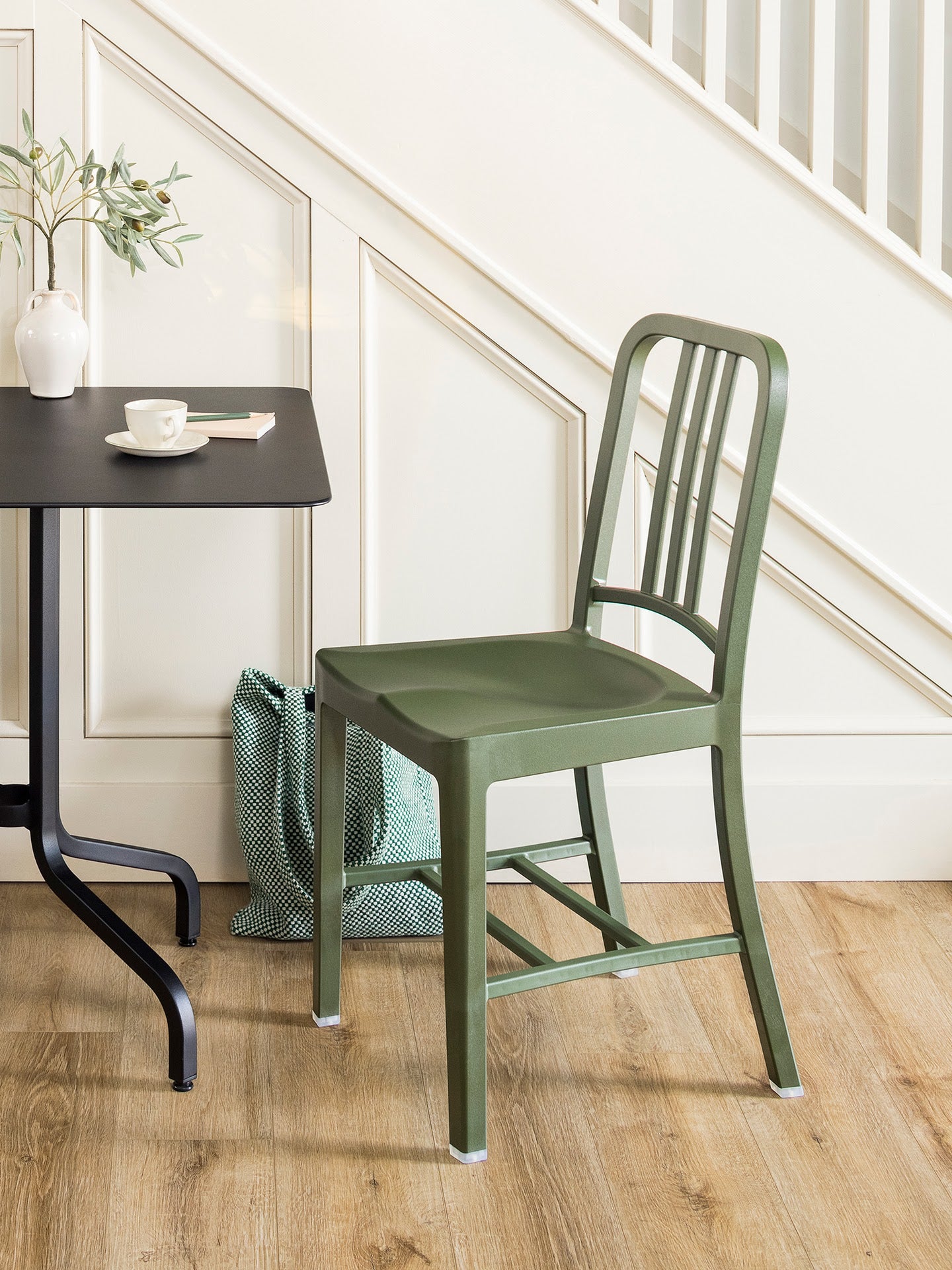 Navy® Chair - 111