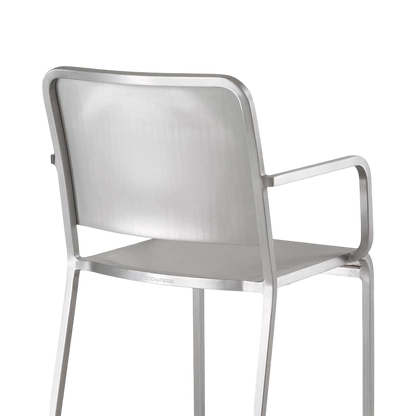 20-06 Armchair