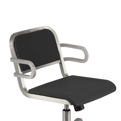 Nine-0 Swivel armchair