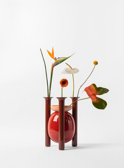 Explorer vase