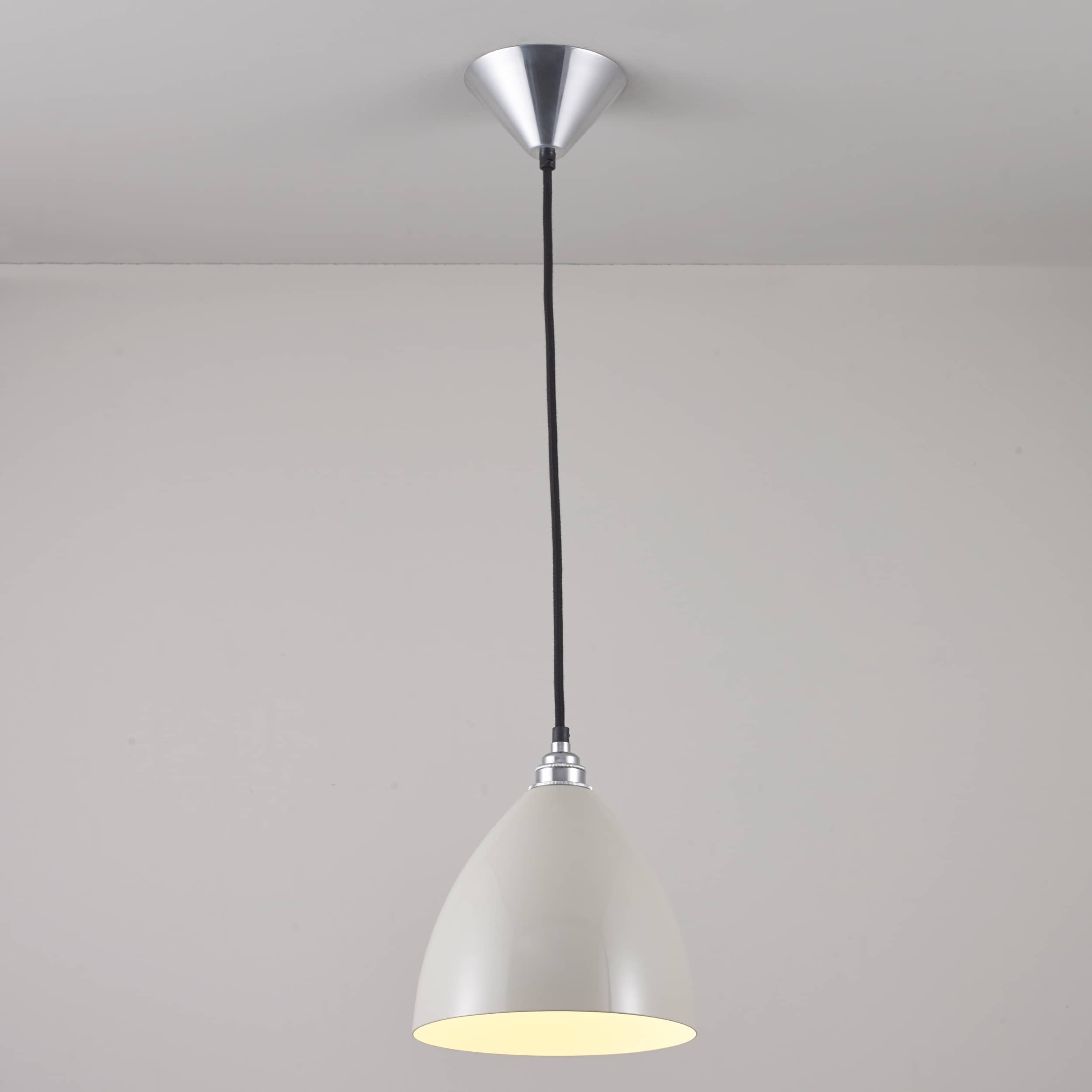 Task pendant light