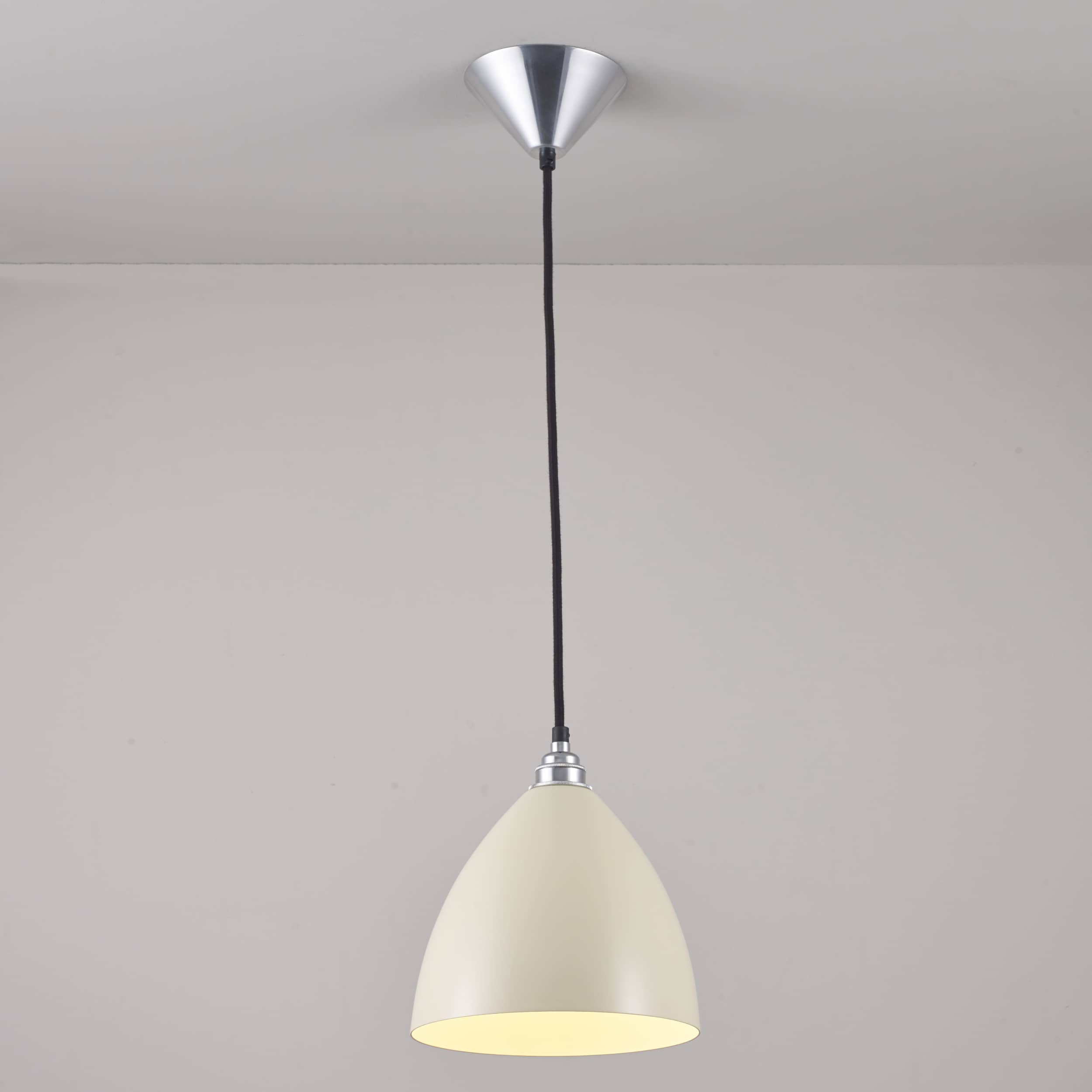 Task pendant light