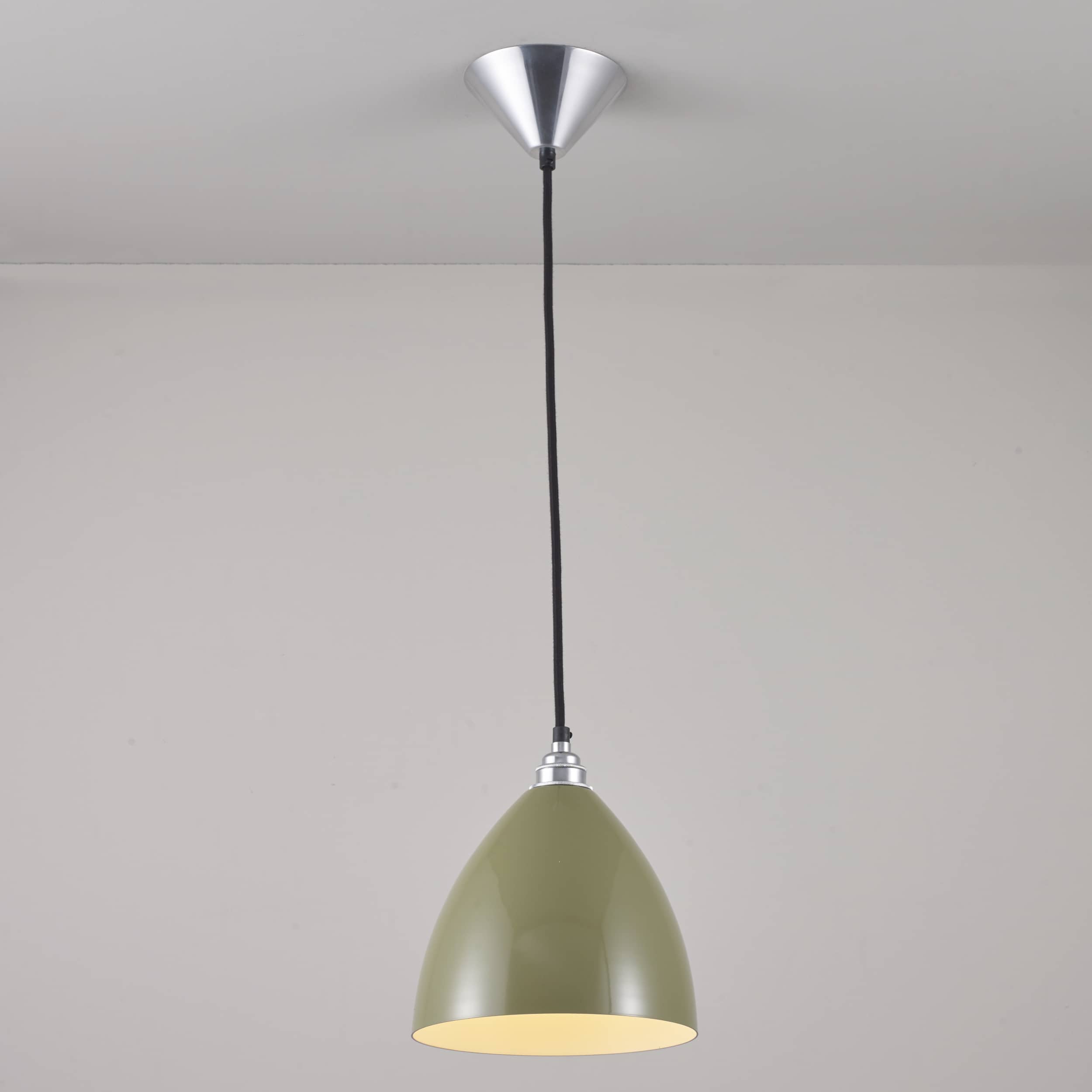 Task pendant light