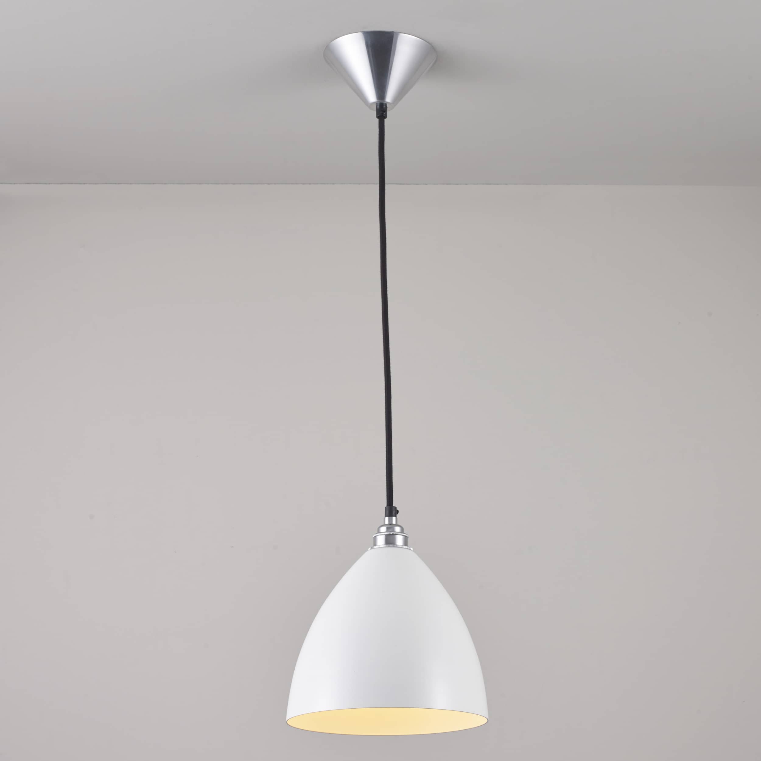 Task pendant light