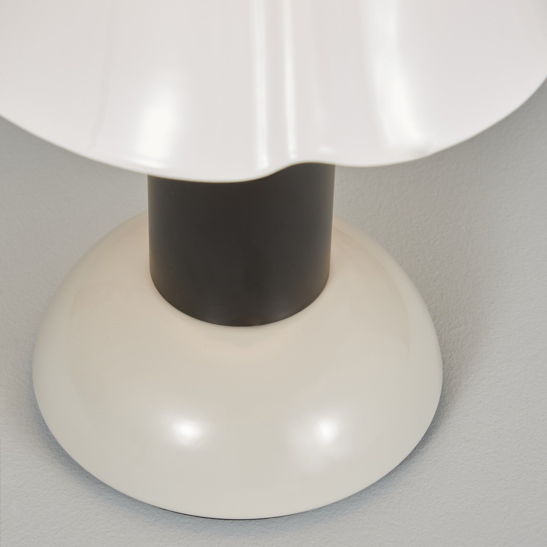Blossom portable light