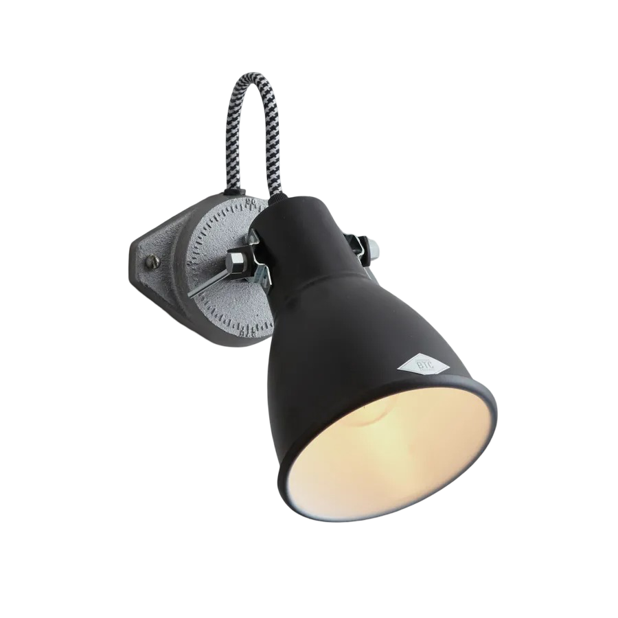 Stirrup 1 single wall light