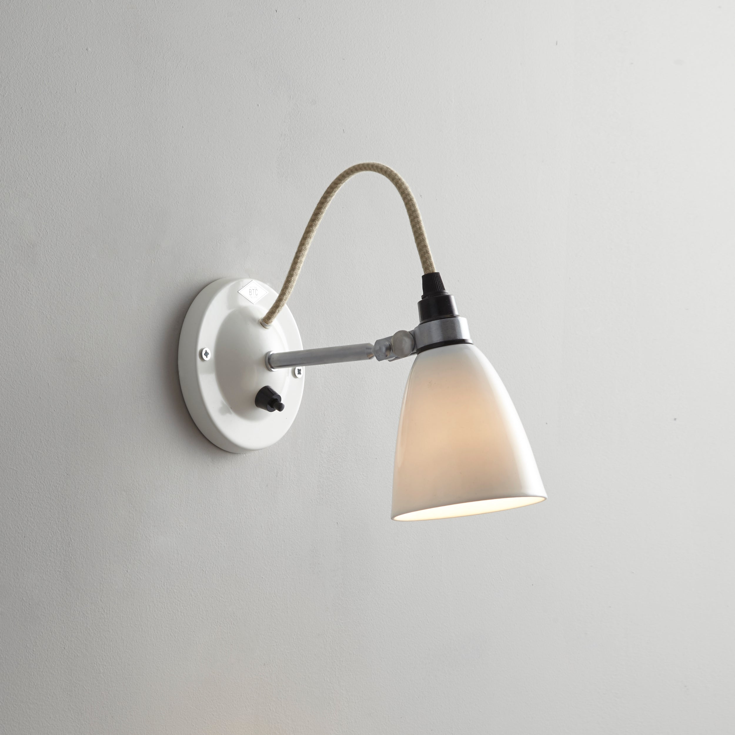 Hector Dome Medium switched wall light