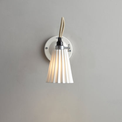 Hector Pleat small switched wall light