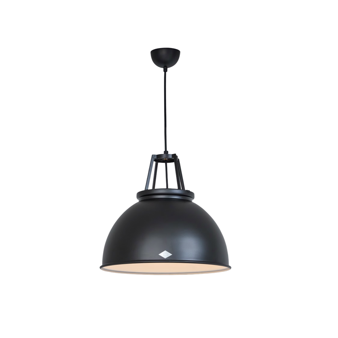 Titan Size 3 Pendant - Black Edition