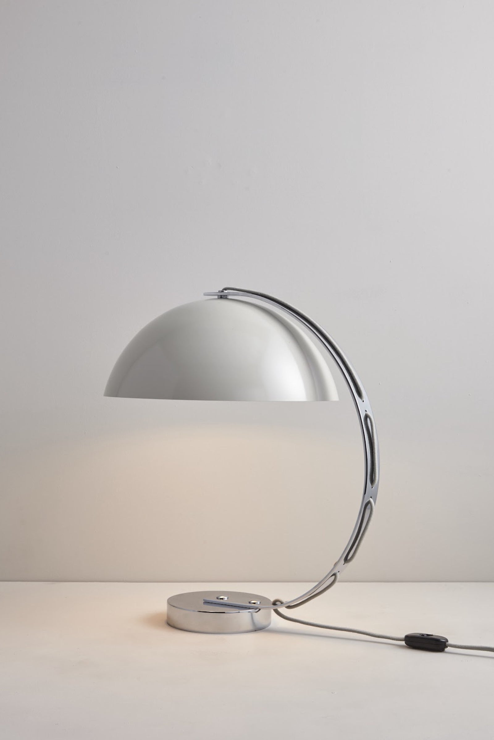 London Table Light