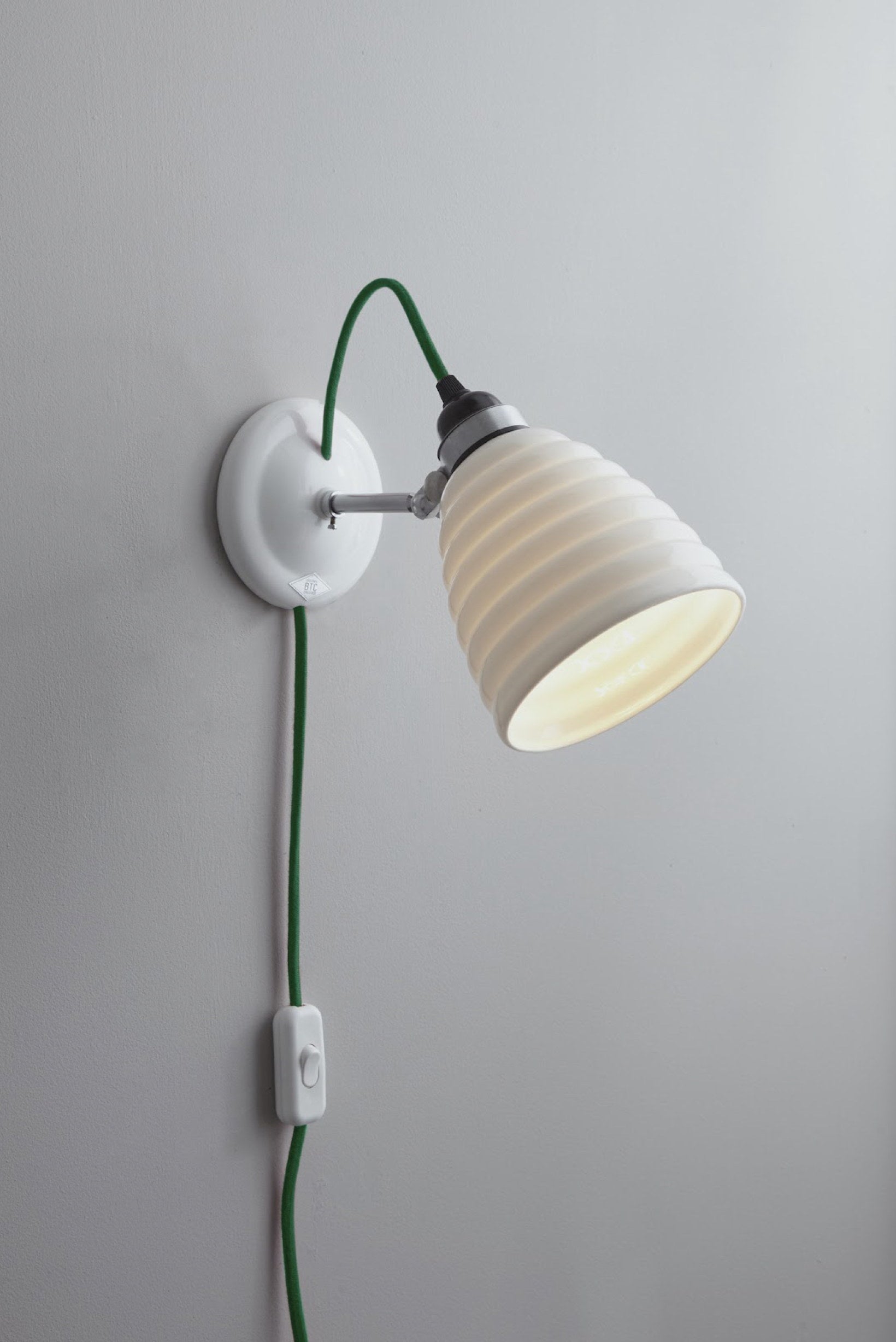 Hector Bibendum wall light - Plug, switch & cable