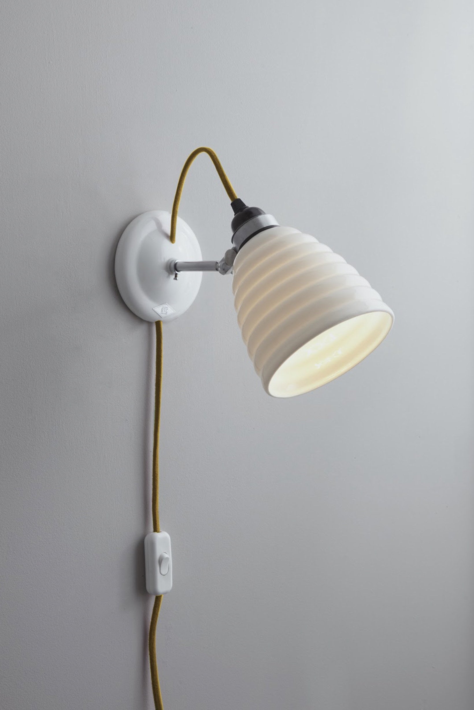 Hector Bibendum wall light - Plug, switch & cable