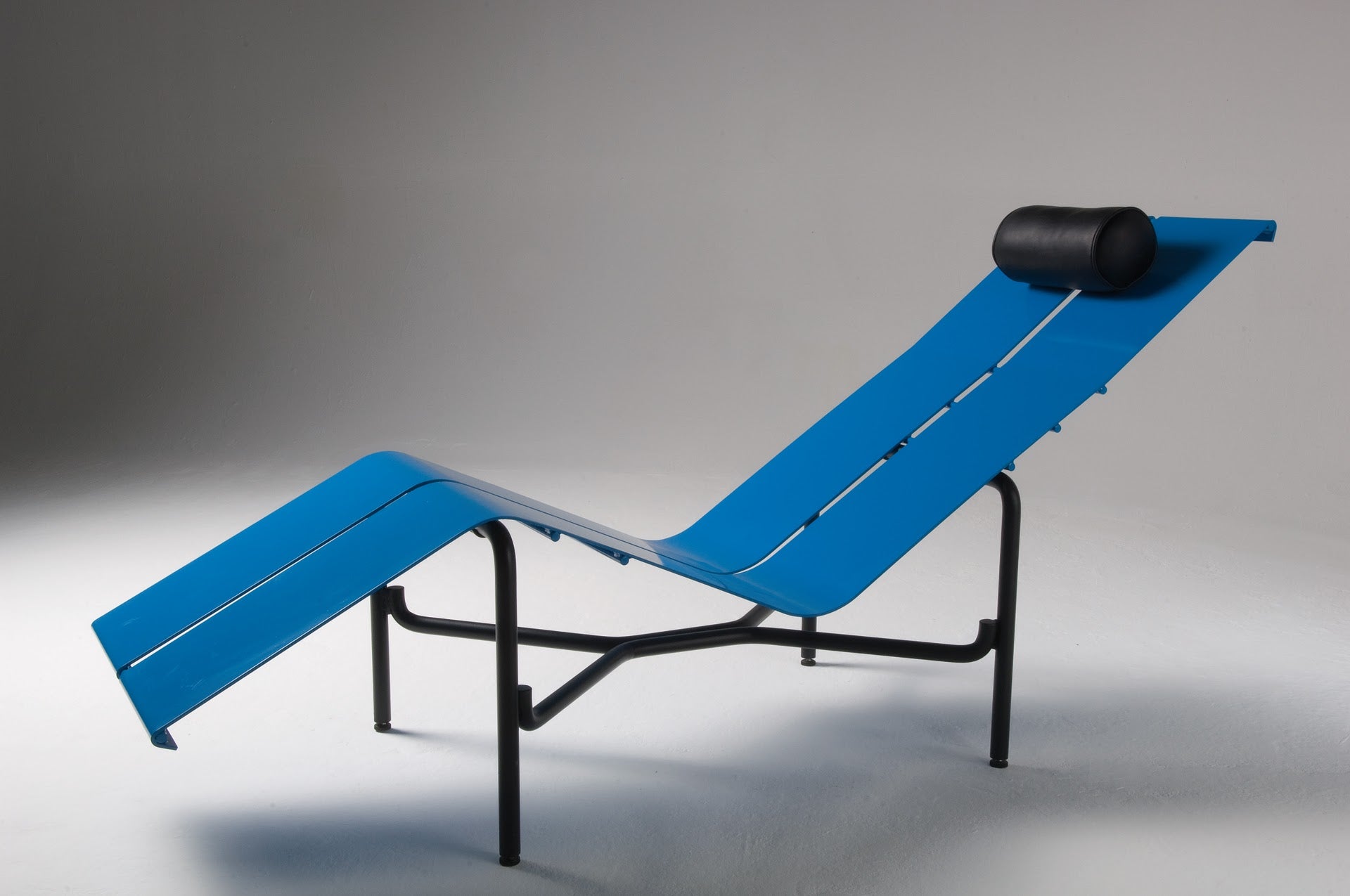 PMR lounge chair