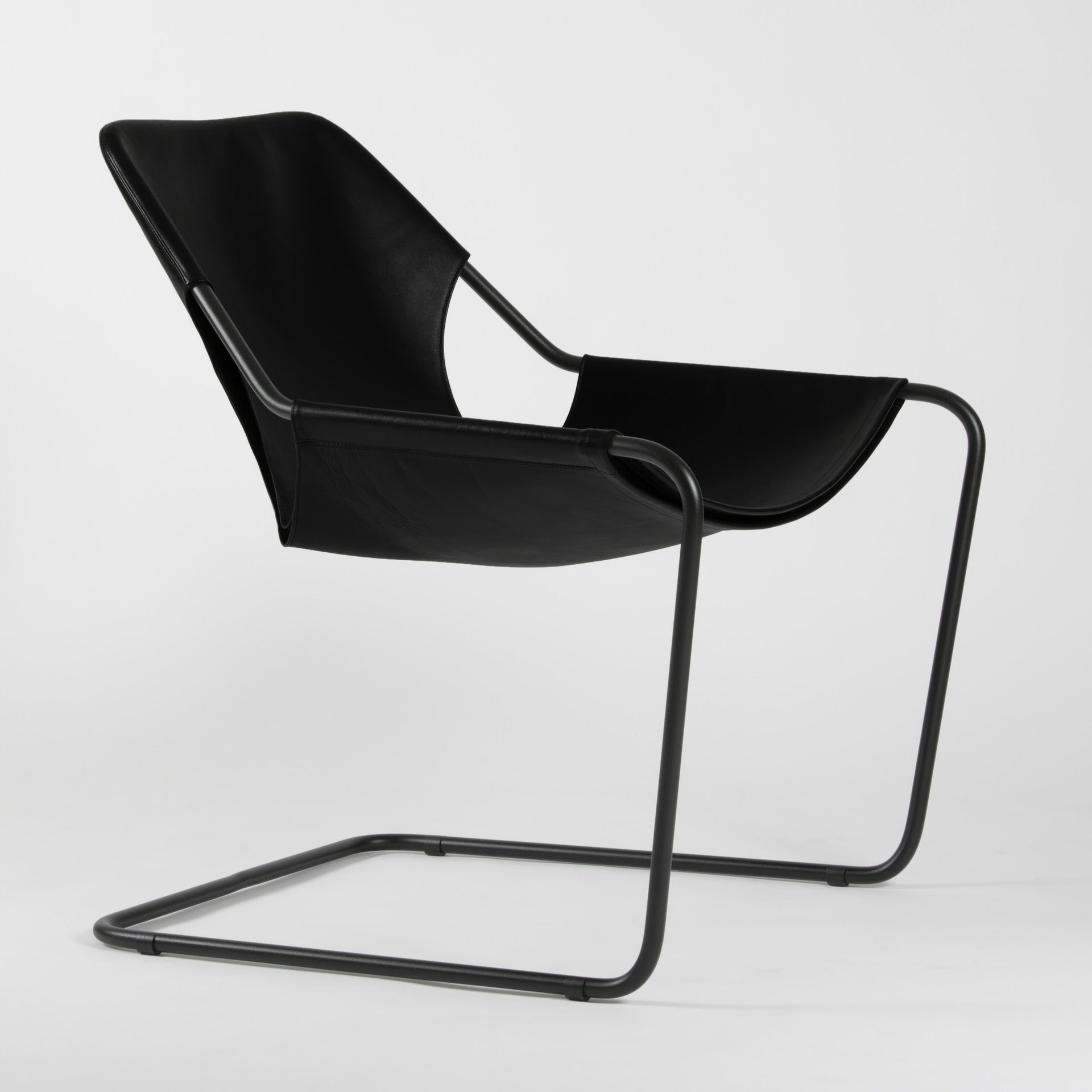 Paulistano chair in leather  (Indoor use)
