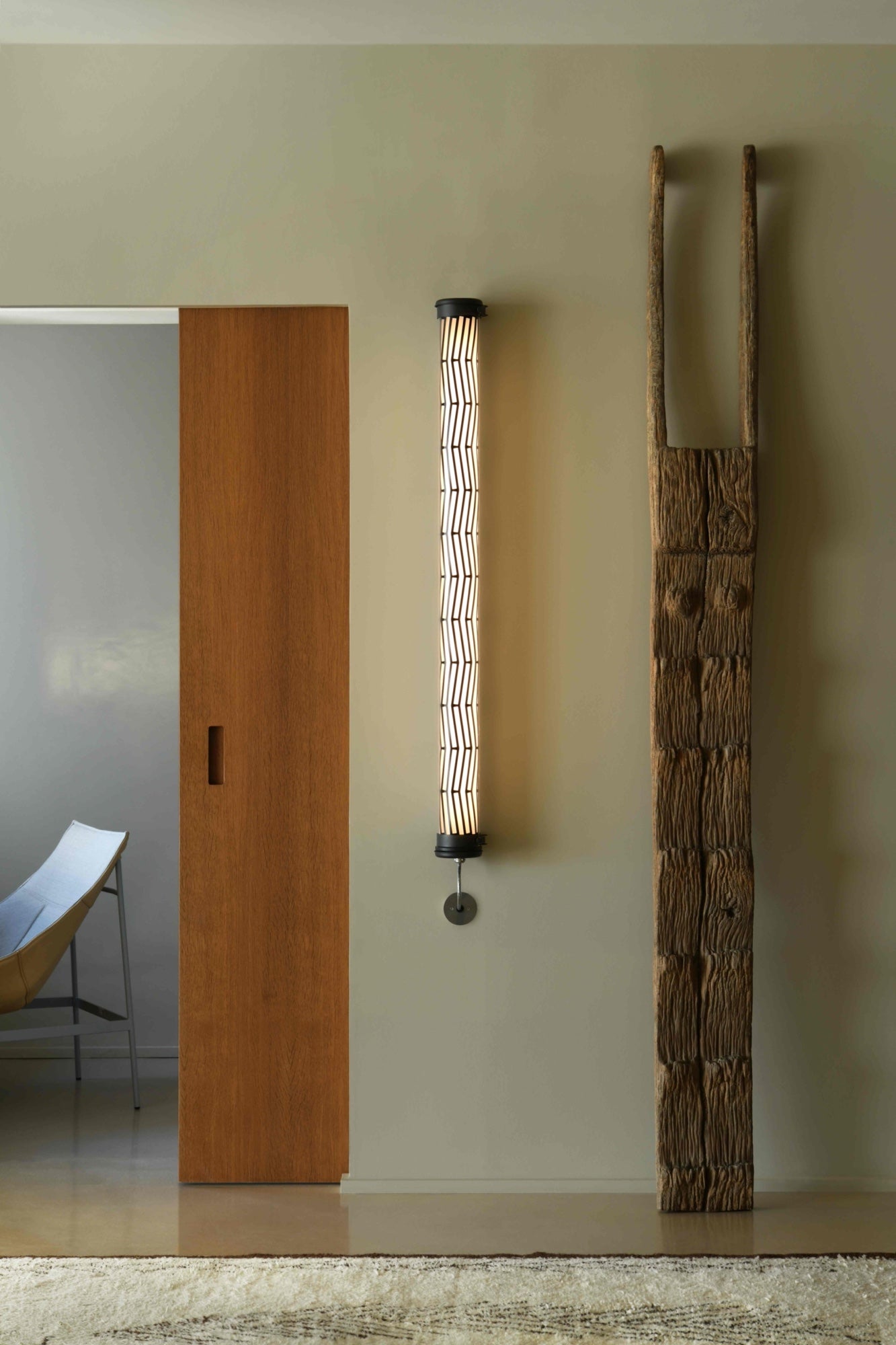 Rivoli wall light