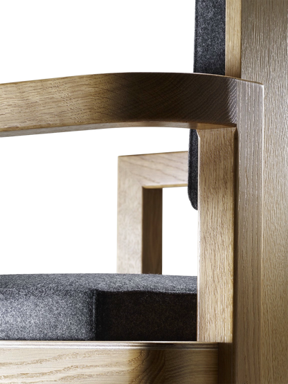 D51 chair