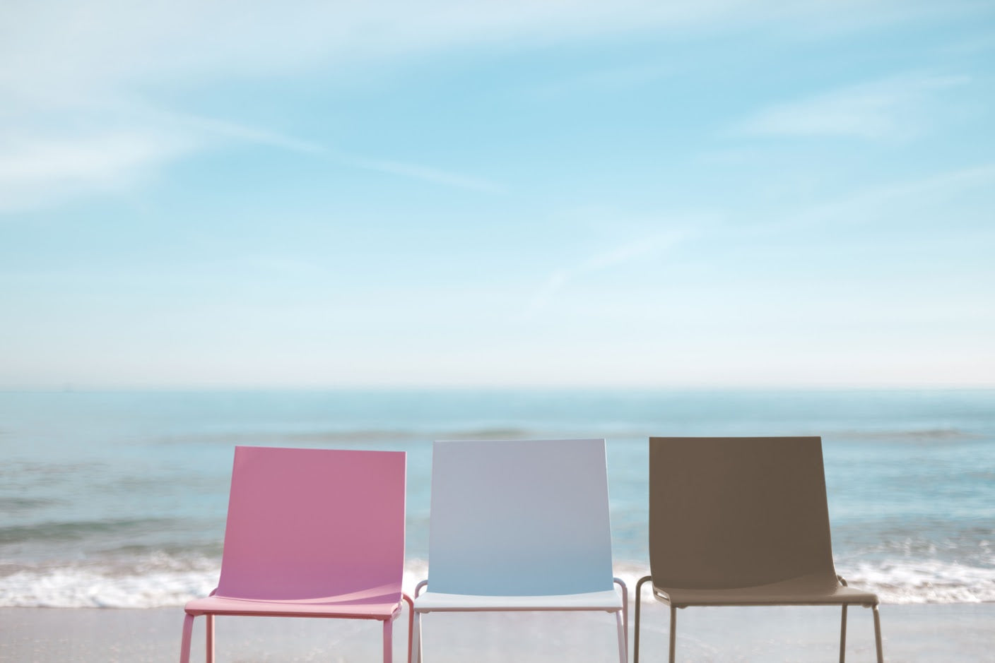 Vent dining chair