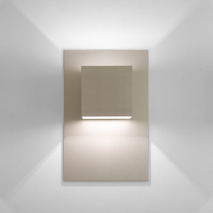 Carrè wall light - hourglass effect