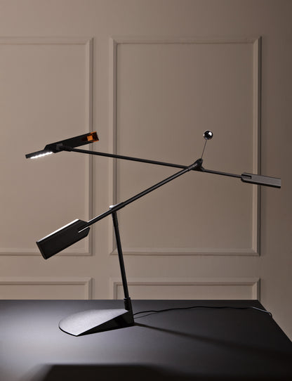 Halley Table light